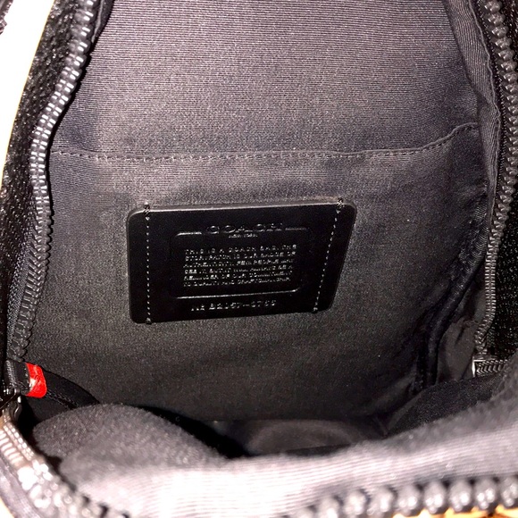 Shoulder Bag - Picture 3 of 3